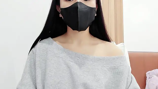 Lita-Julia online show from March 2025 07:59:01 PM