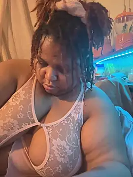 kweenxkarma online show from December 2024 09:49:01 AM