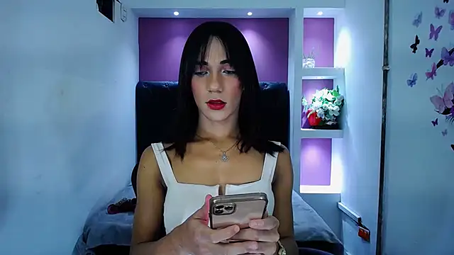 KatrinaQueen1 online show from October 2025 09:25:02 PM