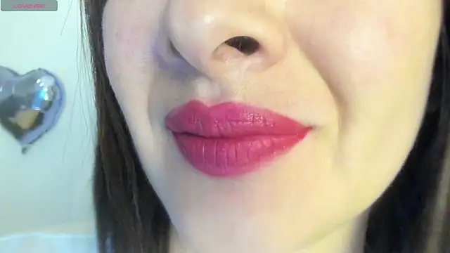 Snapshot of queen_fetish chatting on June 2026 10:14:02 AM queen fetish online show from June 2026 10:14:02 AM