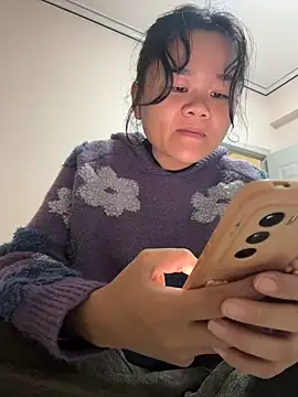 Zhuli11 online show from November 2025 02:27:01 PM