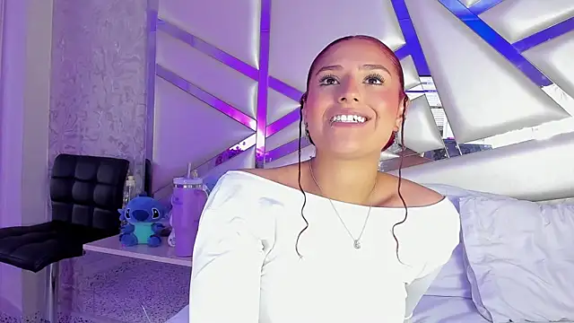 Miia002 online show from September 2025 03:41:02 AM