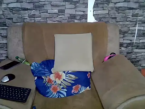 Snapshot of Naughtyy_xx chatting on April 2026 03:58:02 PM Naughtyy xx online show from April 2026 03:58:02 PM