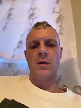 Snapshot of Arthur2288@xh chatting on April 2026 06:56:01 PM Arthur2288xh online show from April 2026 06:56:01 PM