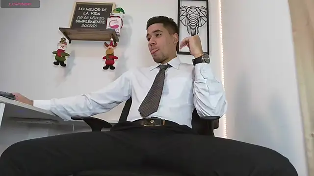 Snapshot of Thonydupont chatting on December 2024 10:24:02 PM Thonydupont online show from December 2024 10:24:02 PM