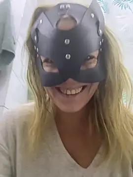 LadyScarlett-xk online show from December 2024 08:26:01 AM