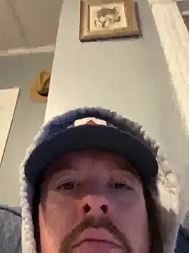 Snapshot of husband4555 chatting on February 2026 02:45:01 AM husband4555 online show from February 2026 02:45:01 AM