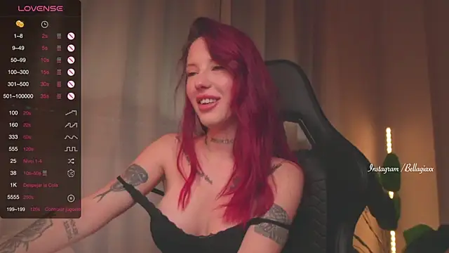 Snapshot of BellaGiaxx chatting on December 2024 12:34:01 PM BellaGiaxx online show from December 2024 12:34:01 PM