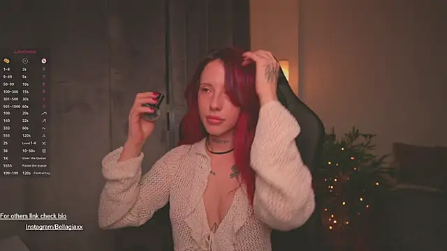 Snapshot of BellaGiaxx chatting on January 2025 04:57:01 PM BellaGiaxx online show from January 2025 04:57:01 PM