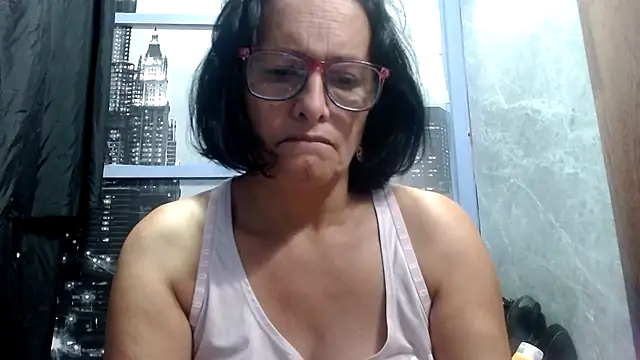 Nastylatinaxxx online show from October 2025 12:22:02 PM