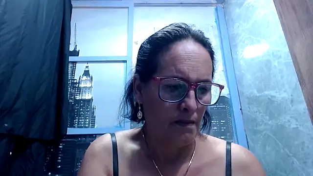 Nastylatinaxxx online show from November 2025 12:49:02 PM