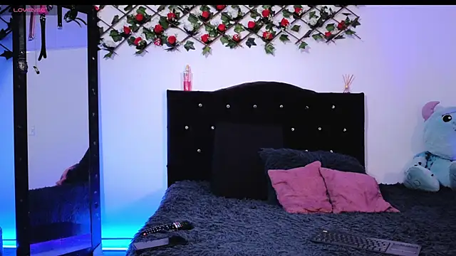 Alaia Asuka online show from April 2026 02:07:01 AM