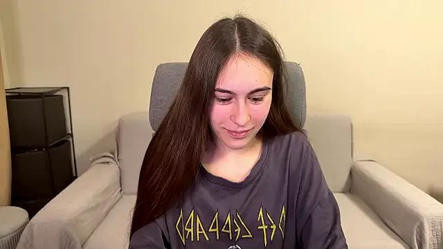 AliceKolltt online show from February 2026 05:57:02 PM