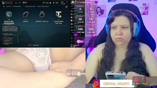 crystal7u7 online show from October 2025 08:36:02 PM