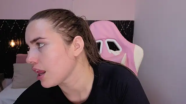 Aabby lee online show from March 2026 06:53:01 PM