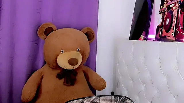 amal baddell online show from April 2026 08:28:02 AM