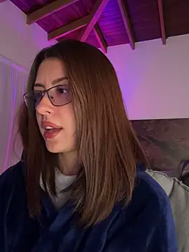 EmaSaenz online show from March 2025 08:00:01 PM