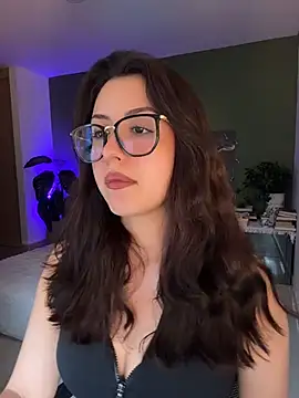 Snapshot of EmaSaenz chatting on July 2026 10:36:02 PM EmaSaenz online show from July 2026 10:36:02 PM