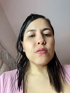 Snapshot of manuela_star chatting on June 2026 12:32:02 AM manuela star online show from June 2026 12:32:02 AM