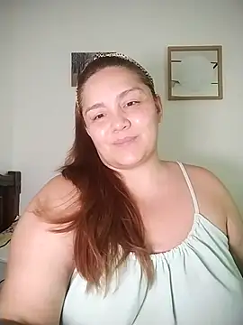 Snapshot of antoniamoreno82 chatting on April 2026 05:32:02 PM antoniamoreno82 online show from April 2026 05:32:02 PM