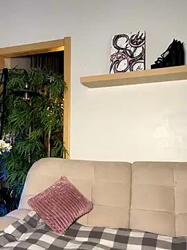 HumbleJess online show from September 2025 06:08:01 PM