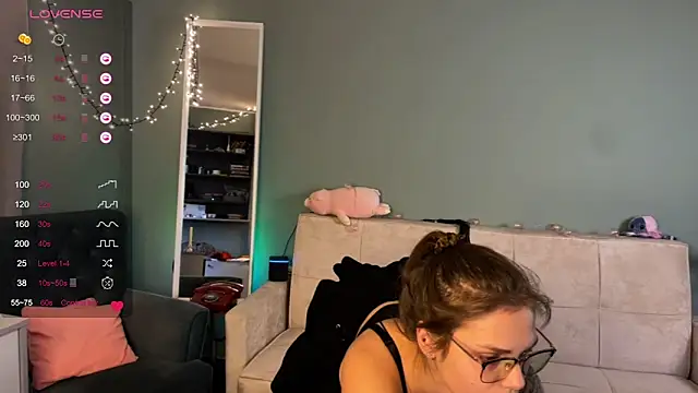 HumbleJess online show from April 2026 04:11:01 PM