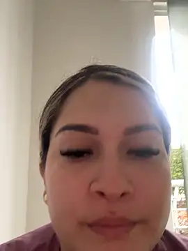 Sara smiiith211 online show from July 2026 10:25:02 PM