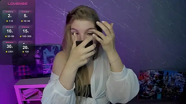 lily williamss online show from July 2026 12:02:02 AM
