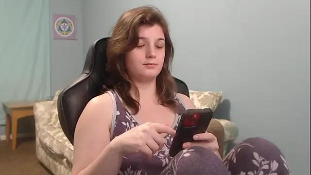 Snapshot of TreeJeanne chatting on January 2025 02:10:01 AM TreeJeanne online show from January 2025 02:10:01 AM