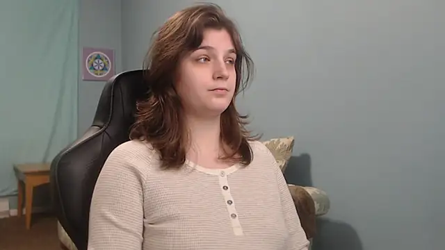 Snapshot of TreeJeanne chatting on January 2025 12:27:02 PM TreeJeanne online show from January 2025 12:27:02 PM