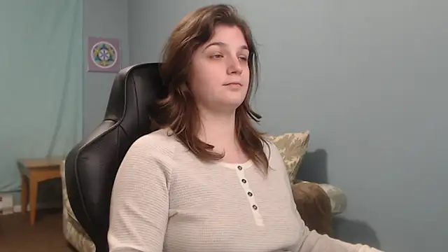 Snapshot of TreeJeanne chatting on January 2025 03:29:01 PM TreeJeanne online show from January 2025 03:29:01 PM