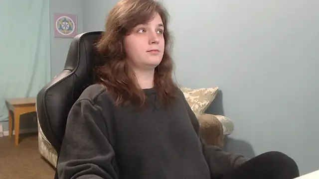 Snapshot of TreeJeanne chatting on January 2025 01:02:02 PM TreeJeanne online show from January 2025 01:02:02 PM