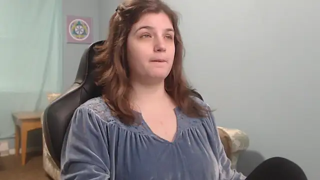 Snapshot of TreeJeanne chatting on February 2025 07:49:01 PM TreeJeanne online show from February 2025 07:49:01 PM