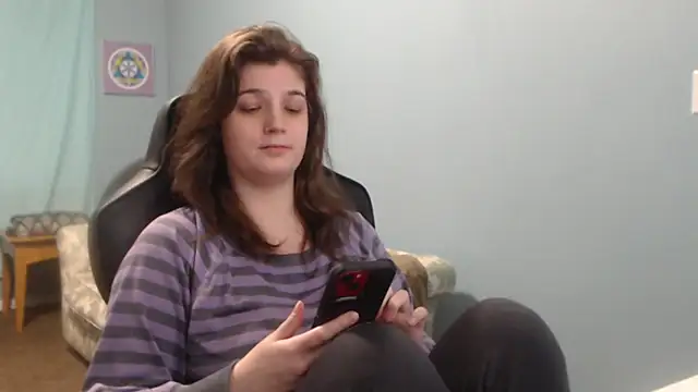 Snapshot of TreeJeanne chatting on February 2025 03:59:01 PM TreeJeanne online show from February 2025 03:59:01 PM