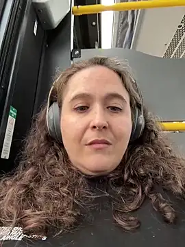 Snapshot of sylviahhh chatting on April 2026 02:25:02 PM sylviahhh online show from April 2026 02:25:02 PM