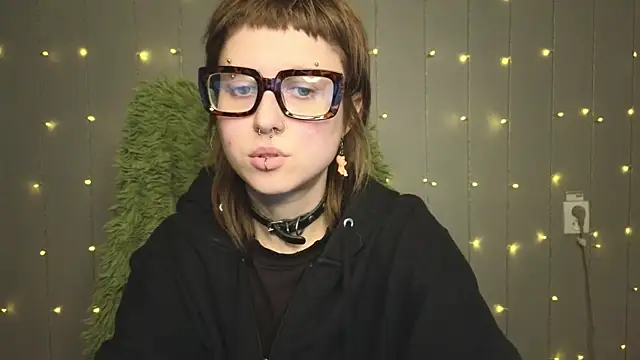 kortny yo online show from January 2025 08:42:01 PM