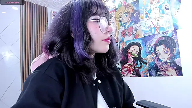 Snapshot of Purplee_Baby chatting on December 2024 02:31:02 AM Purplee Baby online show from December 2024 02:31:02 AM