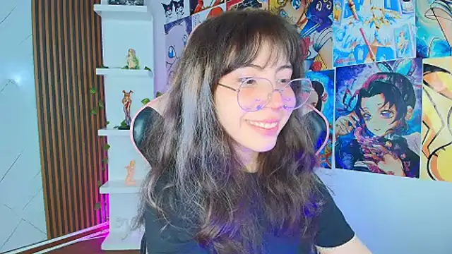 Snapshot of Purplee_Baby chatting on October 2025 01:44:02 AM Purplee Baby online show from October 2025 01:44:02 AM