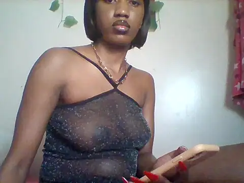 Snapshot of Queeen_model chatting on June 2026 05:21:02 PM Queeen model online show from June 2026 05:21:02 PM