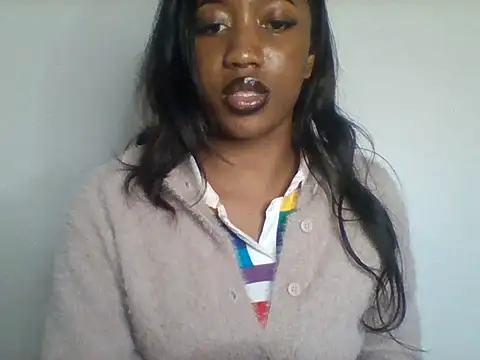 Snapshot of Queeen_model chatting on July 2026 08:55:02 PM Queeen model online show from July 2026 08:55:02 PM