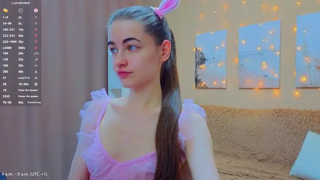 AstoriyaNight online show from April 2026 04:11:01 AM