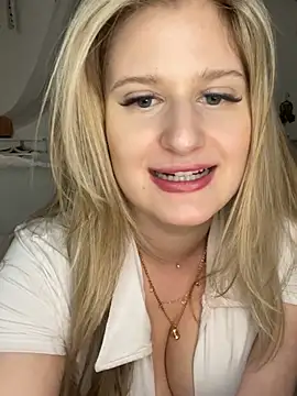 Busty-Ellie online show from February 2025 01:21:02 PM