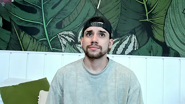 Snapshot of Mike_montoya1 chatting on November 2025 05:48:01 PM Mike montoya1 online show from November 2025 05:48:01 PM