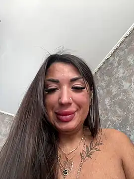 RuslanaXX online show from February 2026 05:08:02 AM