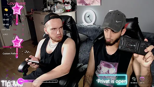 mikienn online show from October 2025 10:04:01 AM