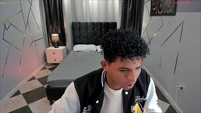 Noah Smith04 online show from February 2025 01:46:02 PM