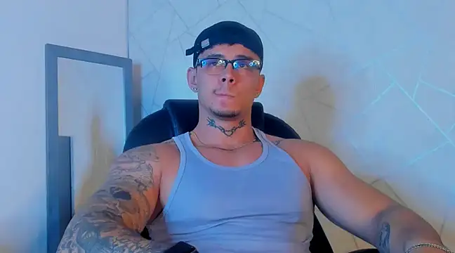 NoahhBrown online show from February 2025 03:18:01 AM