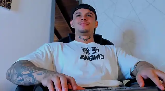 NoahhBrown online show from March 2025 03:22:02 AM