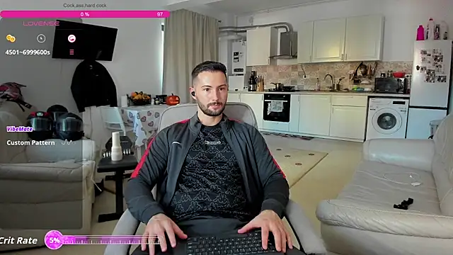 Snapshot of ZackFraser chatting on October 2025 01:00:02 PM ZackFraser online show from October 2025 01:00:02 PM