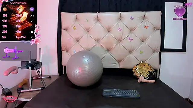 cleopatraa online show from March 2026 06:58:02 PM